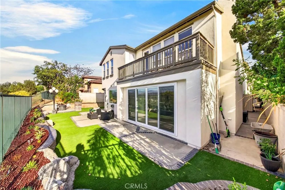 2011 W Snead Street La Habra, CA 90631
