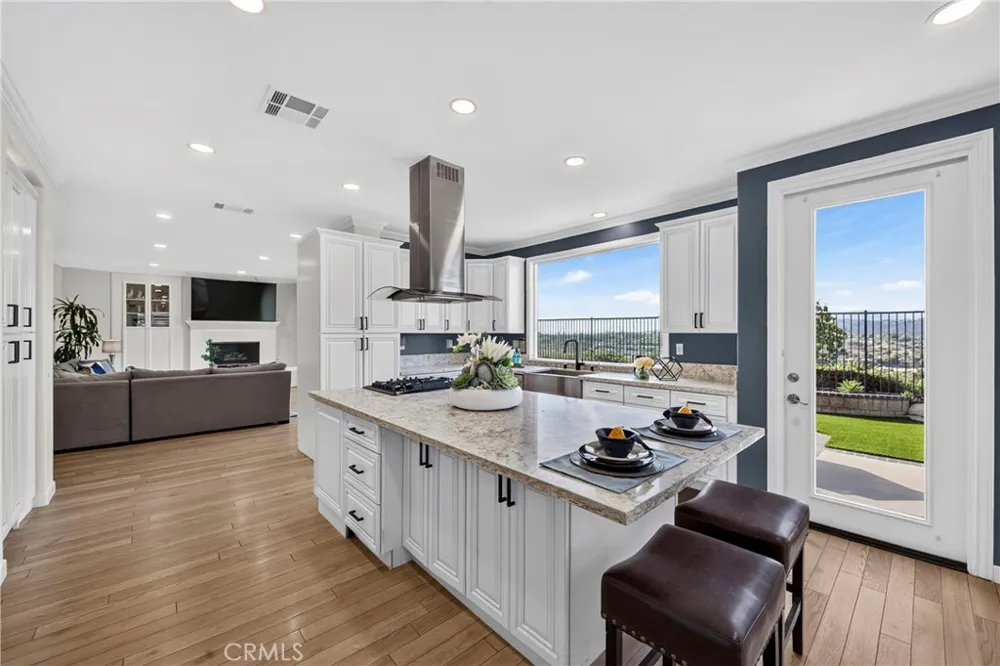 2011 W Snead Street La Habra, CA 90631