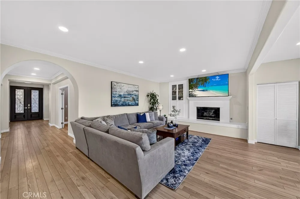 2011 W Snead Street La Habra, CA 90631