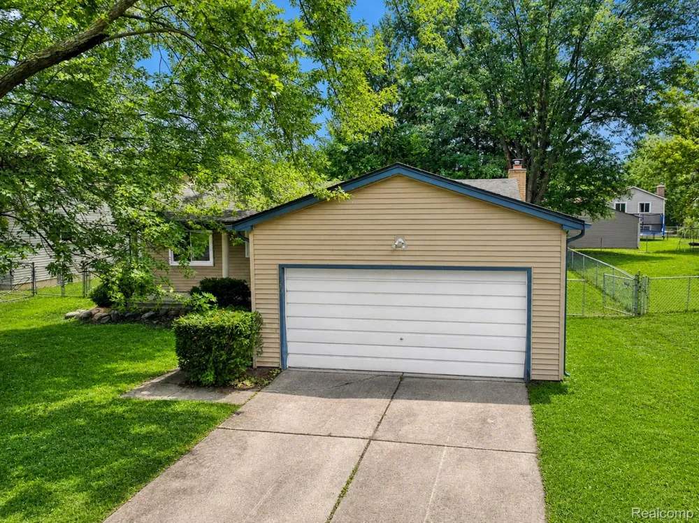 1540 Stafford Drive Canton Charter Township, MI 48188