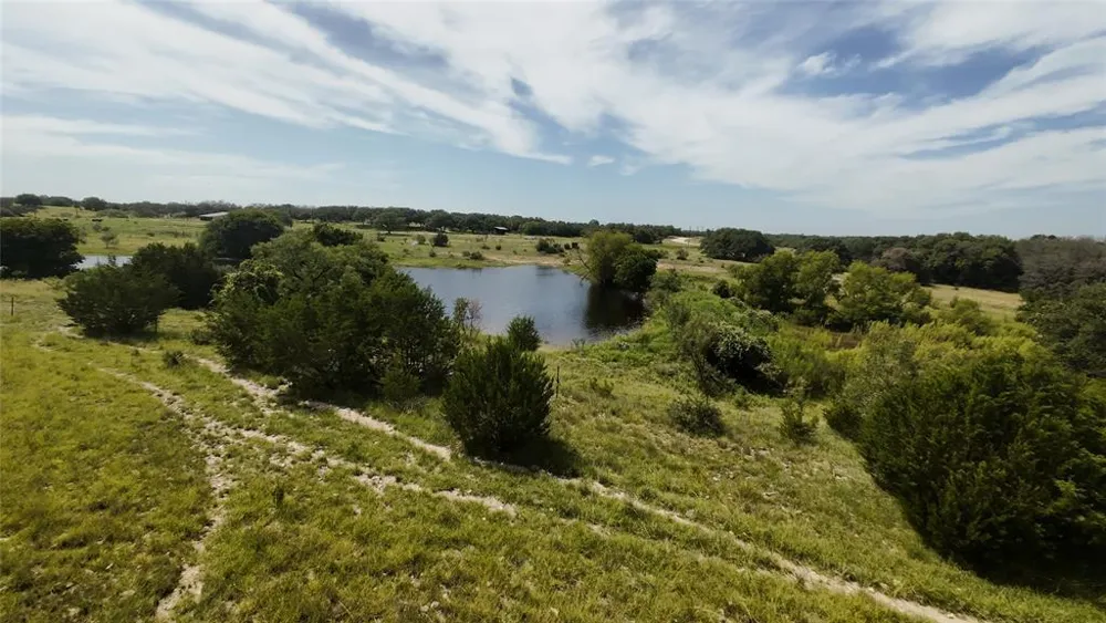 103 Crossvine Road Lampasas, TX 76550
