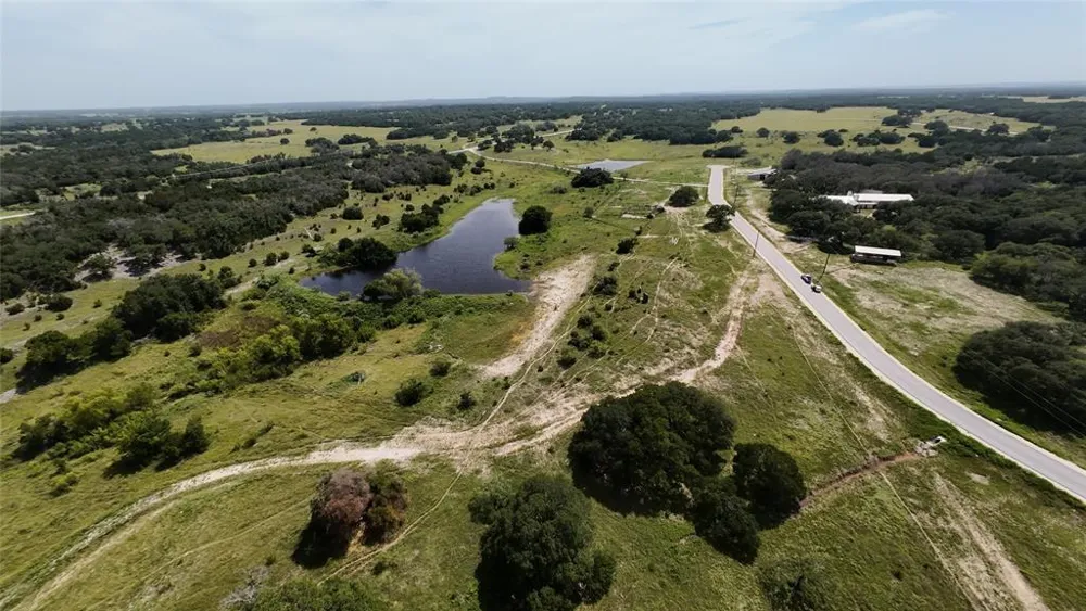 103 Crossvine Road Lampasas, TX 76550