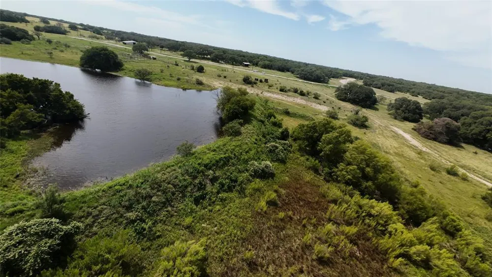 103 Crossvine Road Lampasas, TX 76550