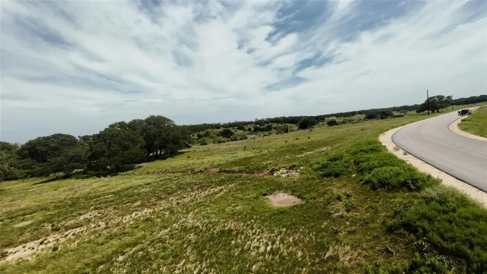 103 Crossvine Road Lampasas, TX 76550