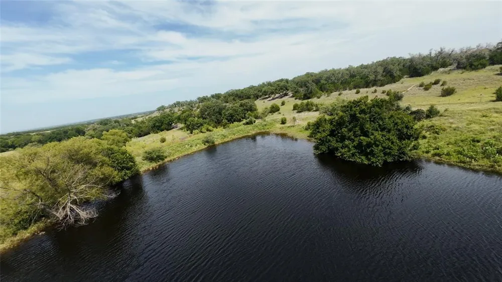 103 Crossvine Road Lampasas, TX 76550