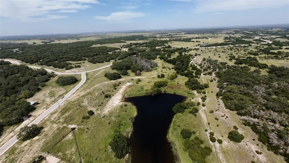 103 Crossvine Road Lampasas, TX 76550