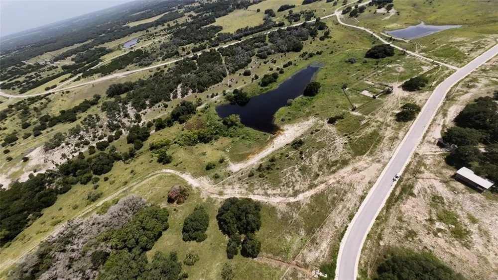 103 Crossvine Road Lampasas, TX 76550