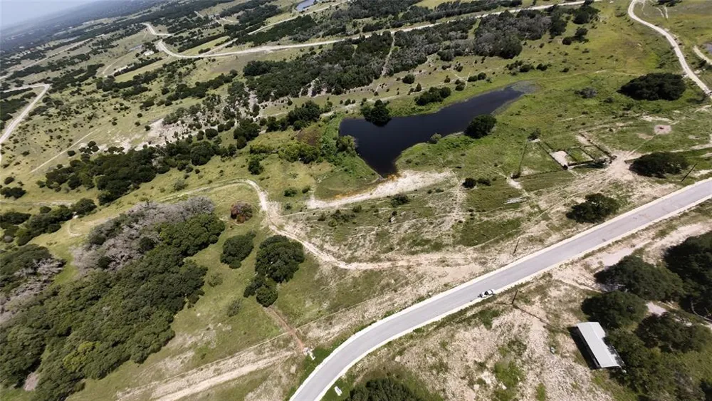 103 Crossvine Road Lampasas, TX 76550