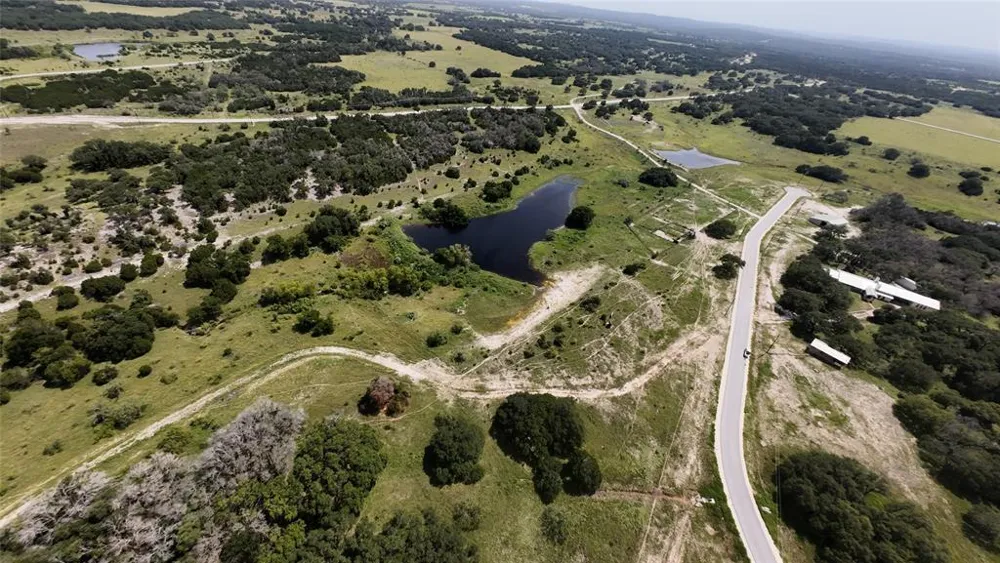 103 Crossvine Road Lampasas, TX 76550