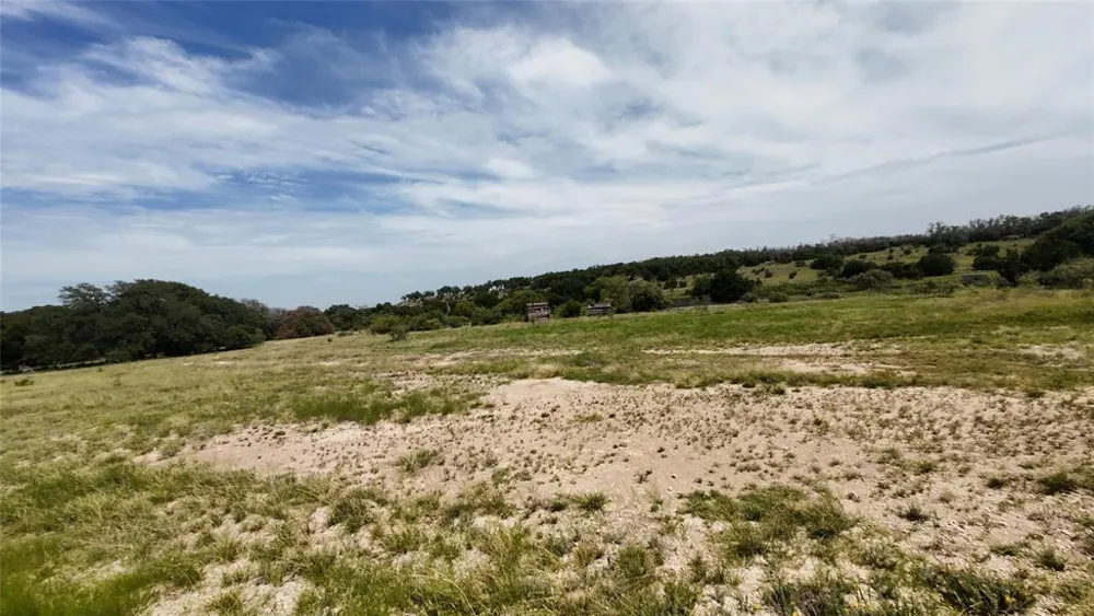 103 Crossvine Road Lampasas, TX 76550