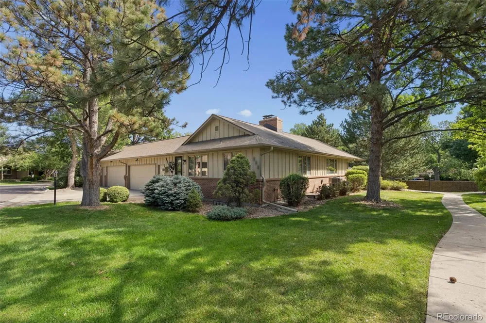 111 Miramar Drive Colorado Springs, CO 80906