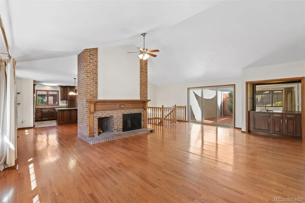 111 Miramar Drive Colorado Springs, CO 80906