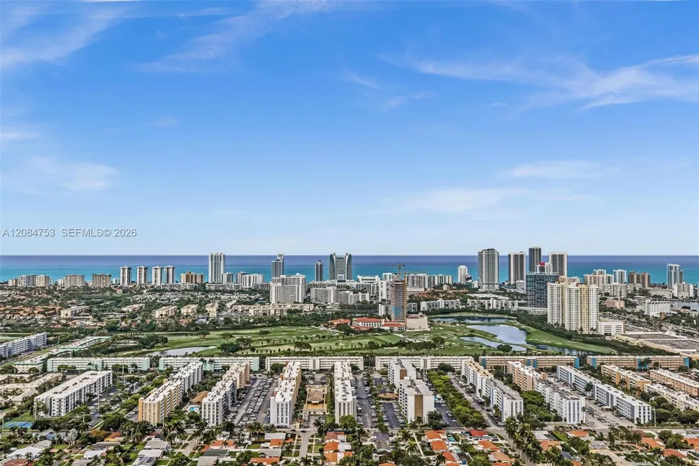 610 NE 12th Ave #206 Hallandale Beach, FL 33009
