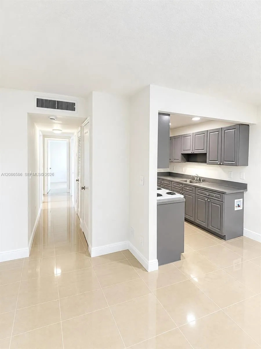 1337 S Dixie Hwy #517 Deerfield Beach, FL 33441
