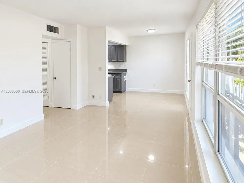 1337 S Dixie Hwy #517 Deerfield Beach, FL 33441