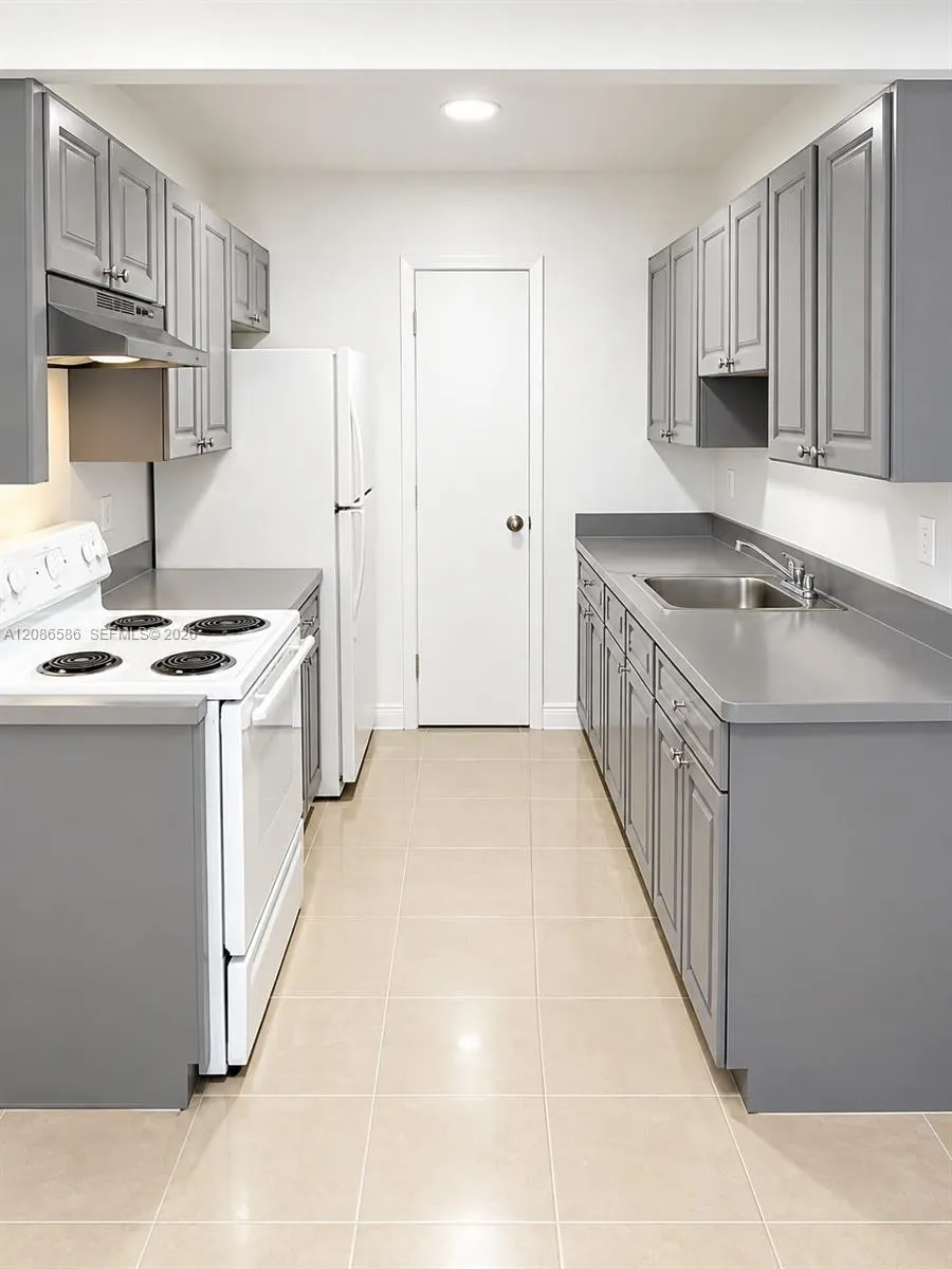 1337 S Dixie Hwy #517 Deerfield Beach, FL 33441