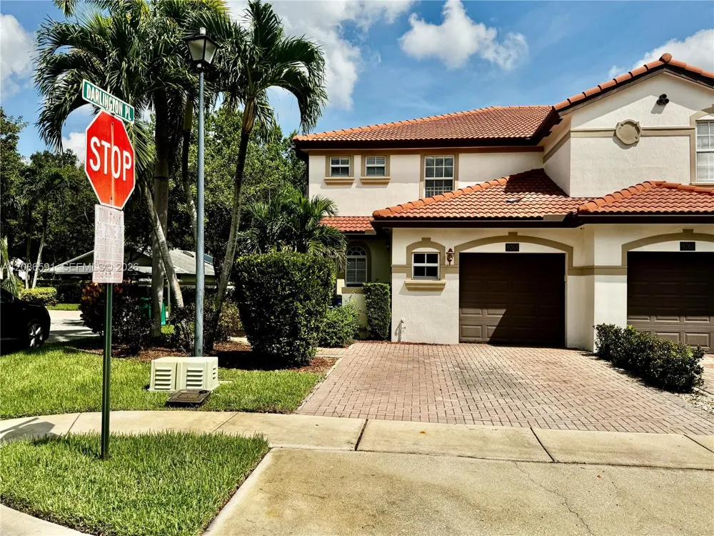 9763 Darlington Pl #9763 Cooper City, FL 33328