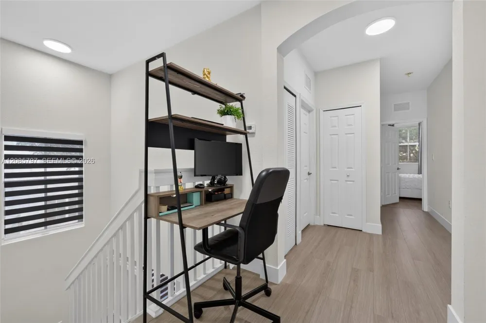 10861 NW 79th St Doral, FL 33178