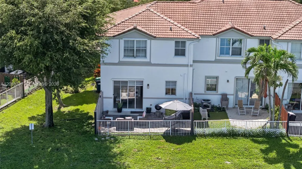 10861 NW 79th St Doral, FL 33178