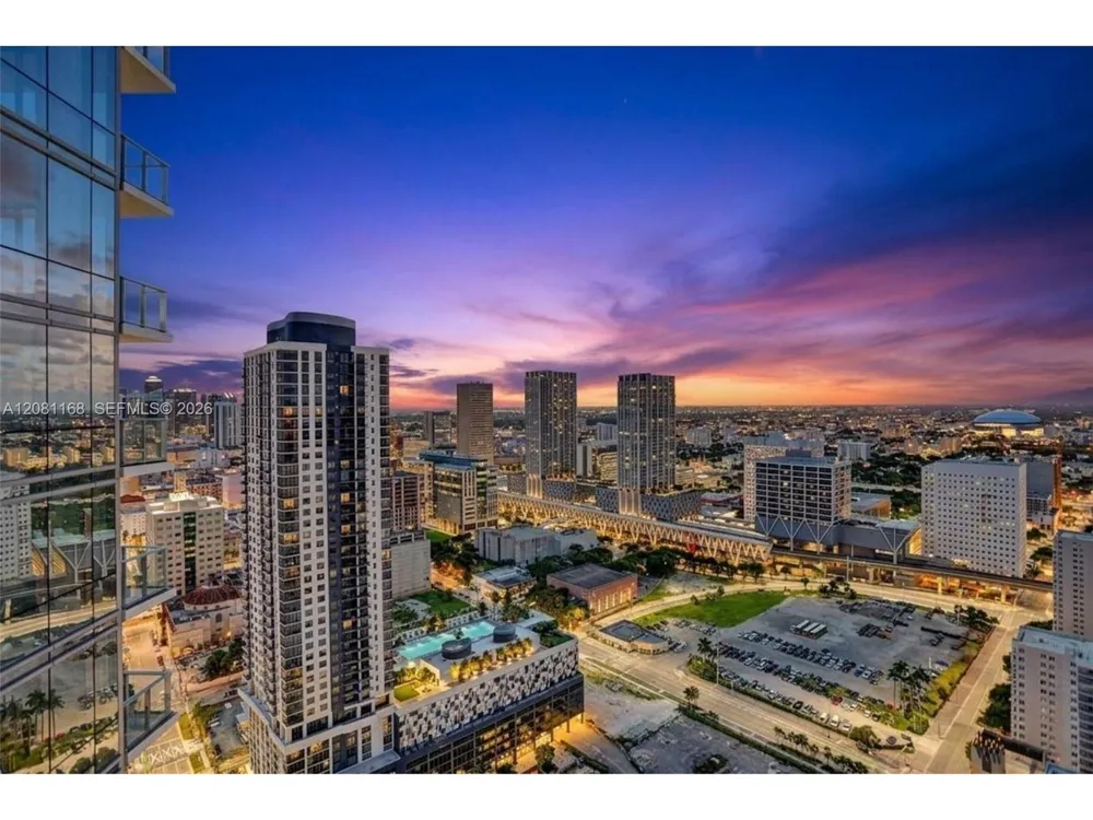 851 NE 1st Ave #3510 Miami, FL 33132