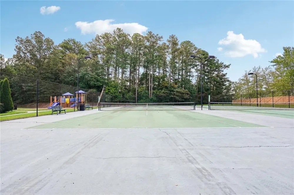 546 Fox Creek Crossing Woodstock, GA 30188
