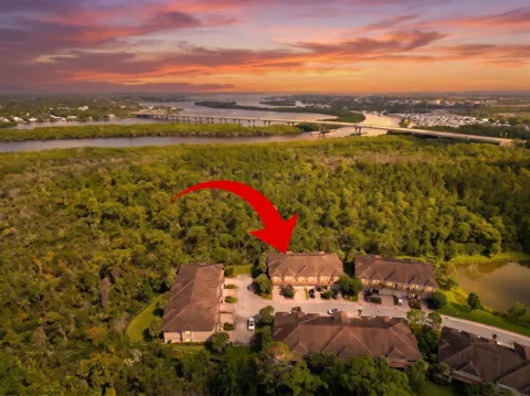 423 SW Walking Path
