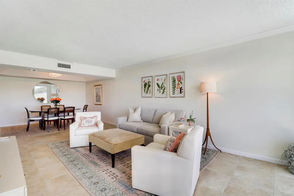 1801 S FLAGLER DRIVE #301 West Palm Beach, FL 33401