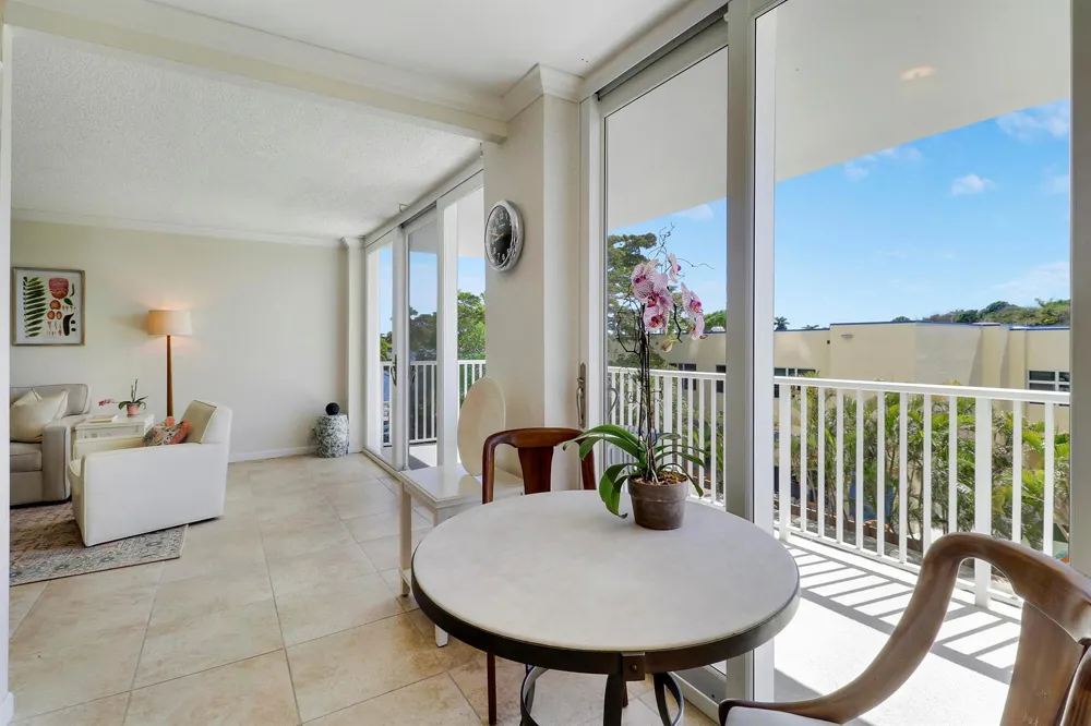 1801 S FLAGLER DRIVE #301 West Palm Beach, FL 33401