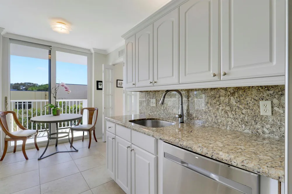 1801 S FLAGLER DRIVE #301 West Palm Beach, FL 33401