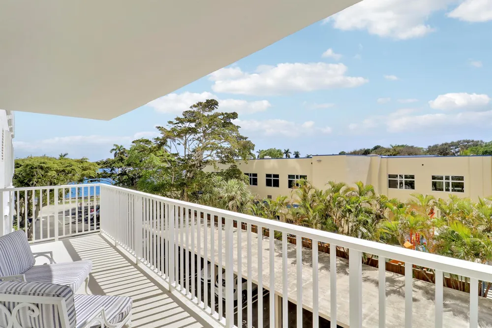 1801 S FLAGLER DRIVE #301 West Palm Beach, FL 33401