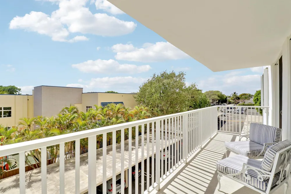 1801 S FLAGLER DRIVE #301 West Palm Beach, FL 33401