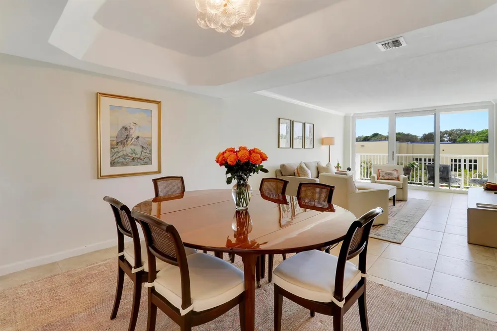 1801 S FLAGLER DRIVE #301 West Palm Beach, FL 33401