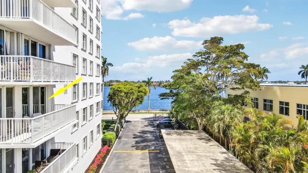 1801 S FLAGLER DRIVE #301 West Palm Beach, FL 33401