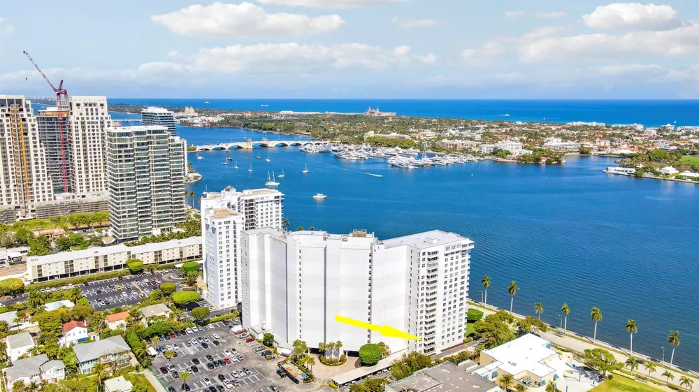 1801 S FLAGLER DRIVE #301 West Palm Beach, FL 33401