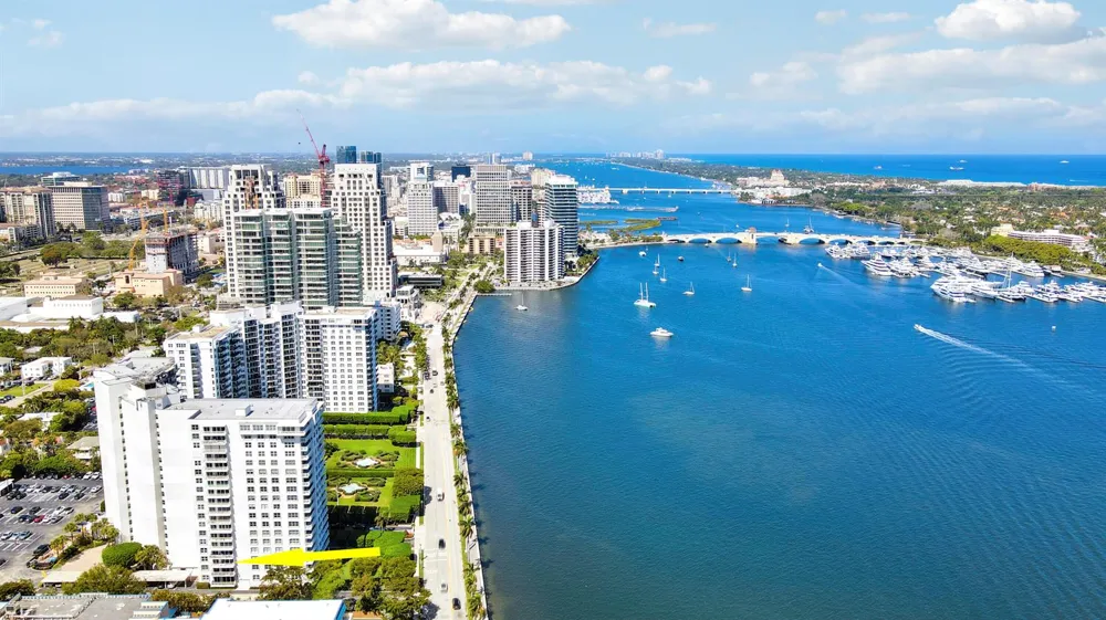 1801 S FLAGLER DRIVE #301 West Palm Beach, FL 33401