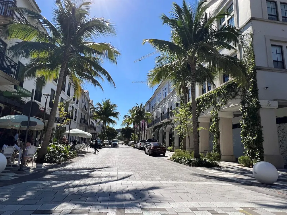 1801 S FLAGLER DRIVE #301 West Palm Beach, FL 33401