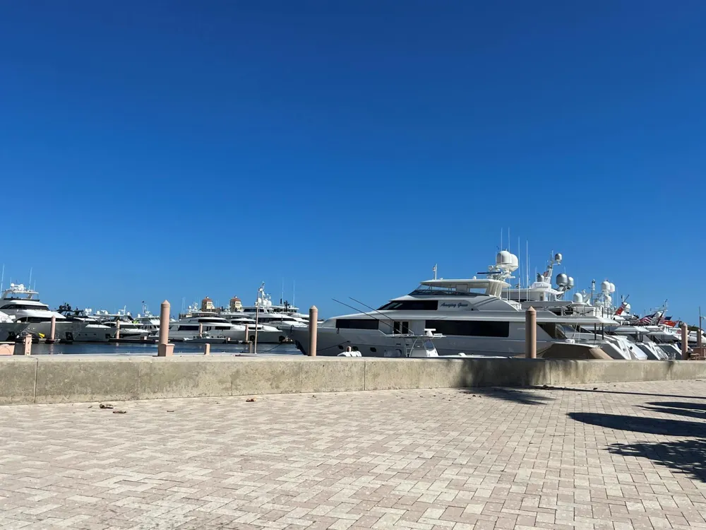 1801 S FLAGLER DRIVE #301 West Palm Beach, FL 33401