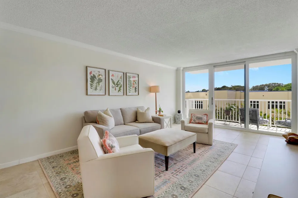 1801 S FLAGLER DRIVE #301 West Palm Beach, FL 33401