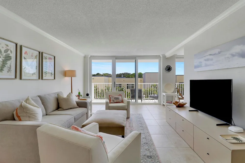 1801 S FLAGLER DRIVE #301 West Palm Beach, FL 33401