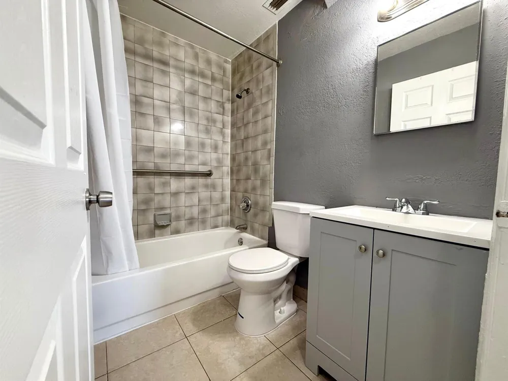 812 5th Street #Unit B West Palm Beach, FL 33401