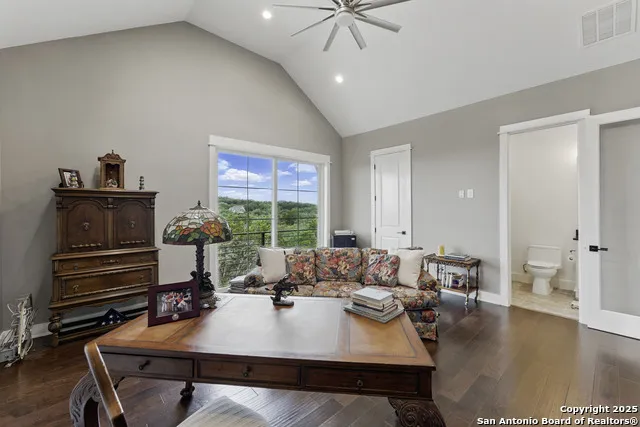 321 Bentwood Spring Branch, TX 78070