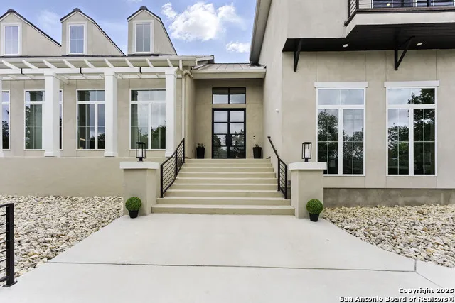 321 Bentwood Spring Branch, TX 78070
