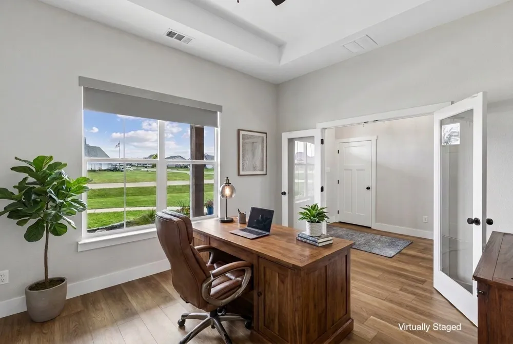 940 Declaration Drive Nevada, TX 75173