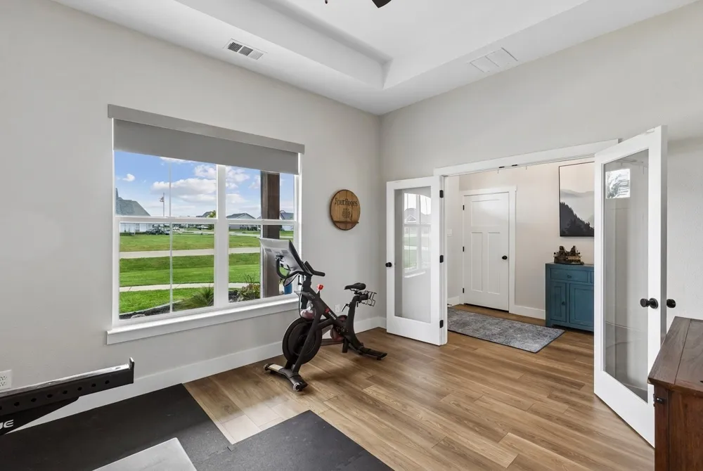940 Declaration Drive Nevada, TX 75173