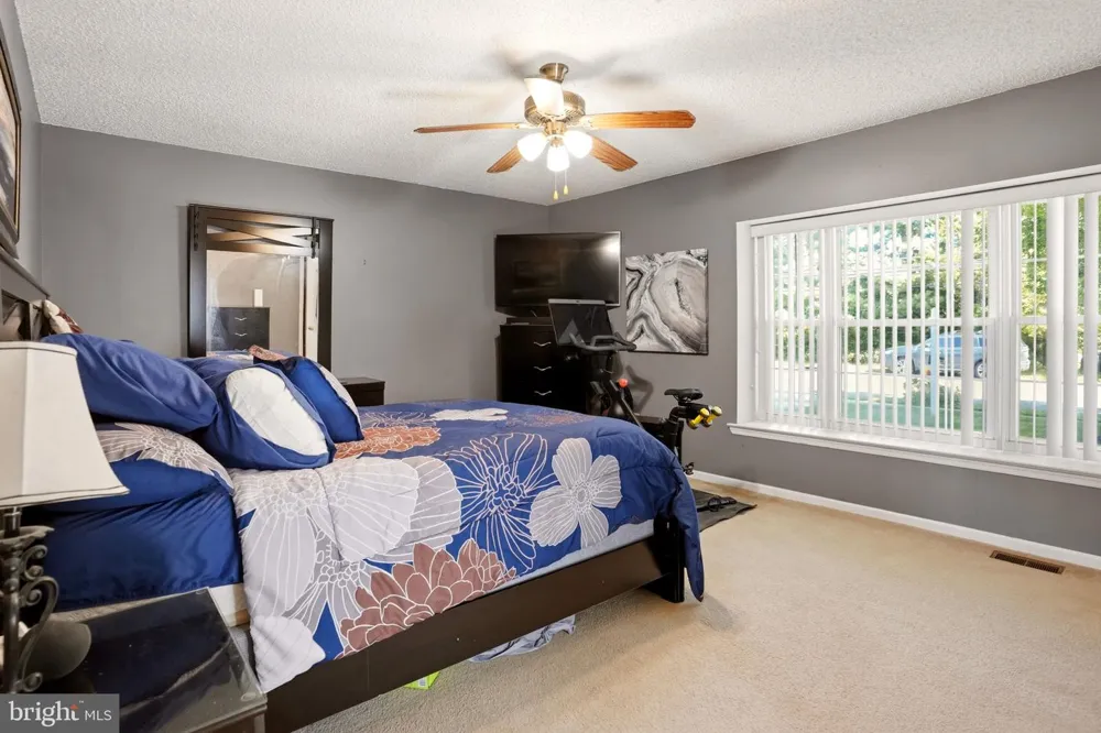 439 OLD ERIAL ROAD Sicklerville, NJ 08081