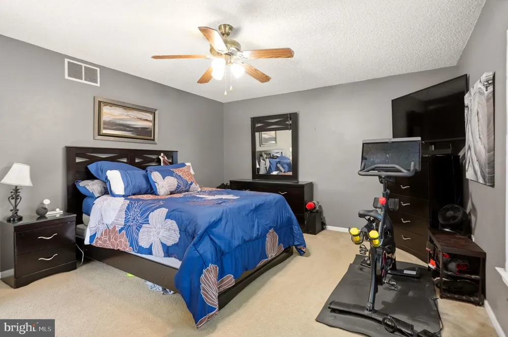 439 OLD ERIAL ROAD Sicklerville, NJ 08081
