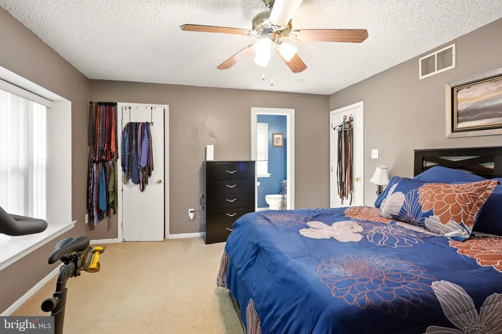 439 OLD ERIAL ROAD Sicklerville, NJ 08081