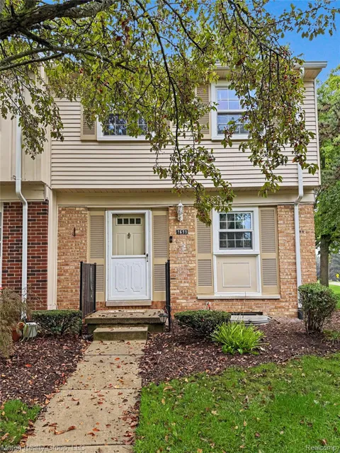 1699 Brentwood Drive