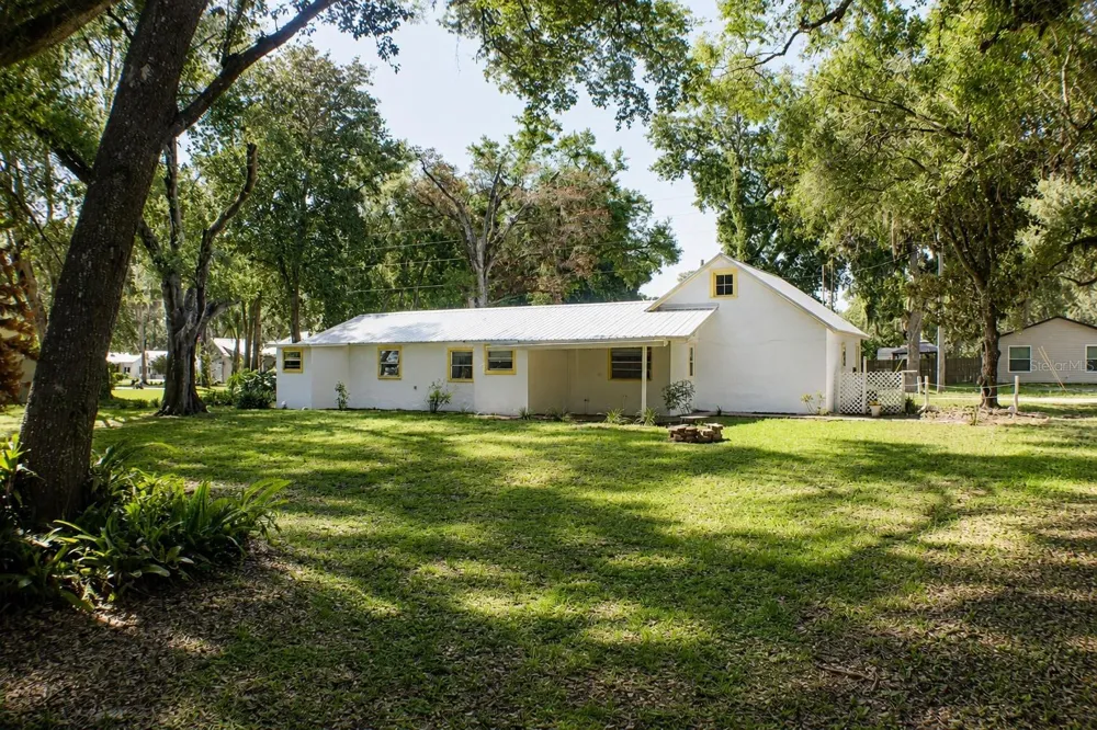 490 JOHN STREET #A & B Lake Helen, FL 32744