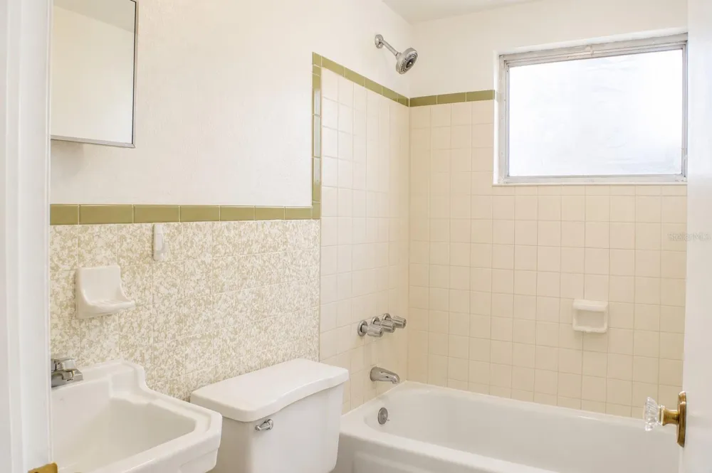 490 JOHN STREET #A & B Lake Helen, FL 32744